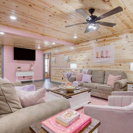 Pink Pines Avantstay Luxury Aesthetic Dream Home Indoor Pool Hot Tub 鸽子谷 外观 照片