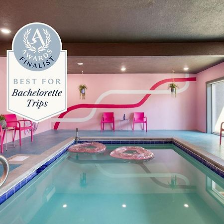Pink Pines Avantstay Luxury Aesthetic Dream Home Indoor Pool Hot Tub 鸽子谷 外观 照片