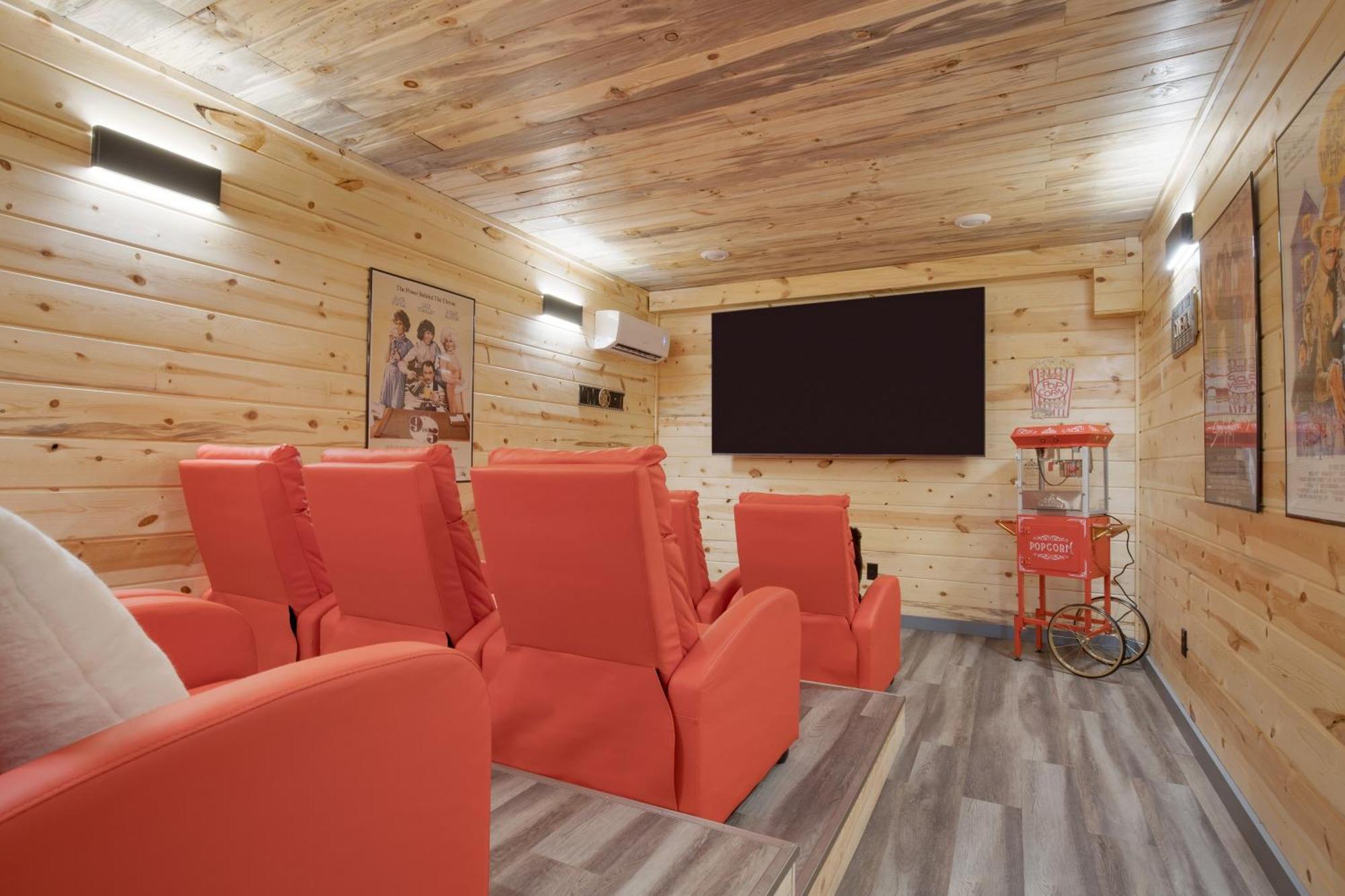 Pink Pines Avantstay Luxury Aesthetic Dream Home Indoor Pool Hot Tub 鸽子谷 外观 照片