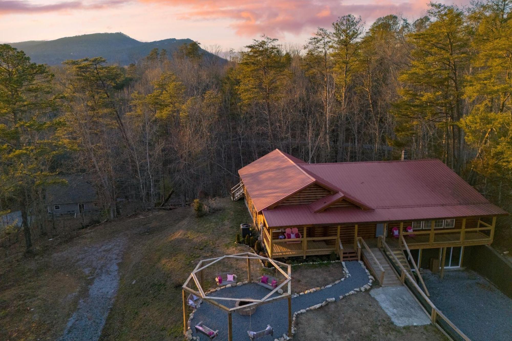 Pink Pines Avantstay Luxury Aesthetic Dream Home Indoor Pool Hot Tub 鸽子谷 外观 照片