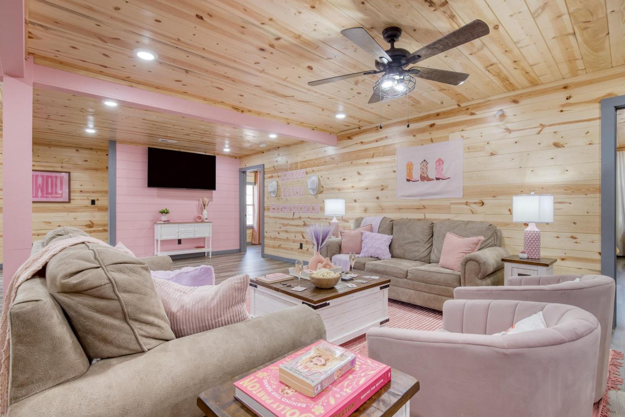 Pink Pines Avantstay Luxury Aesthetic Dream Home Indoor Pool Hot Tub 鸽子谷 外观 照片