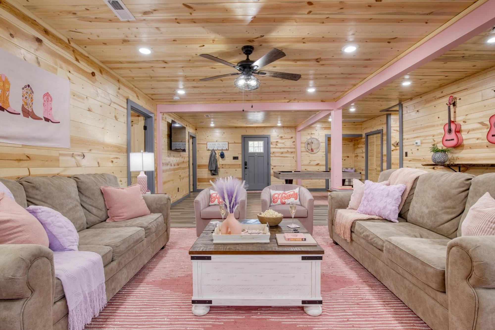 Pink Pines Avantstay Luxury Aesthetic Dream Home Indoor Pool Hot Tub 鸽子谷 外观 照片